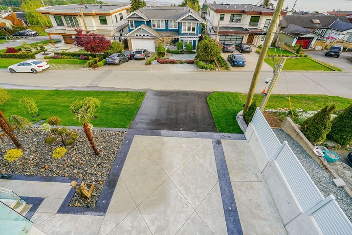 Property Photo: 15729 Cliff Avenue BC V4B 1W3