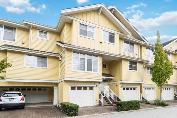 Property Photo:  935 Ewen Avenue 8  BC V3M 0A1 
