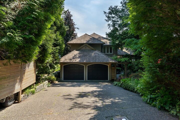Property Photo: 4882 Vista Place BC V7W 3E7