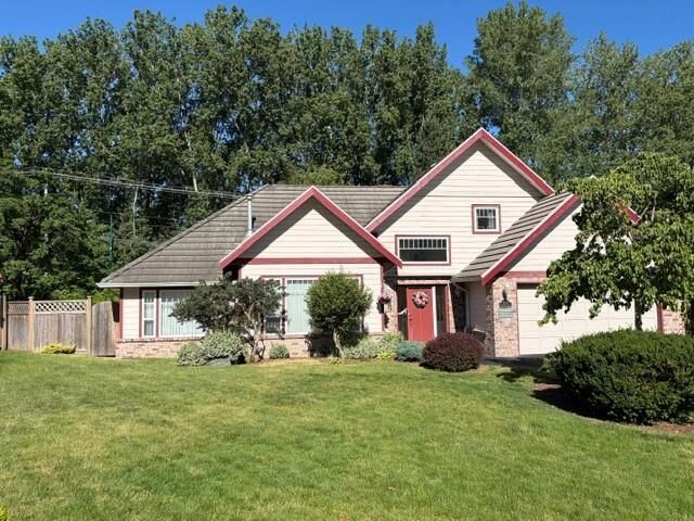 Property Photo:  5209 Glen Abbey Place  BC V4M 4H1 