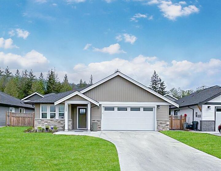 1040 Celia Crescent — photo 1