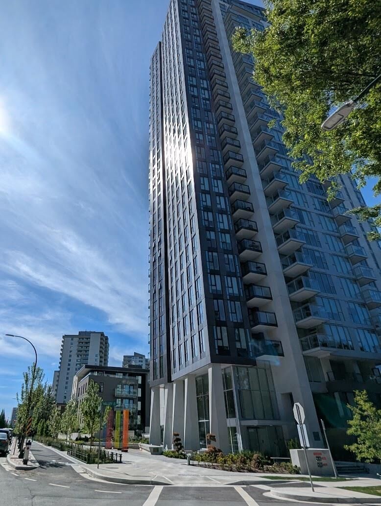 Property Photo: 5685 Halley Avenue 1408 BC V5H 0L9