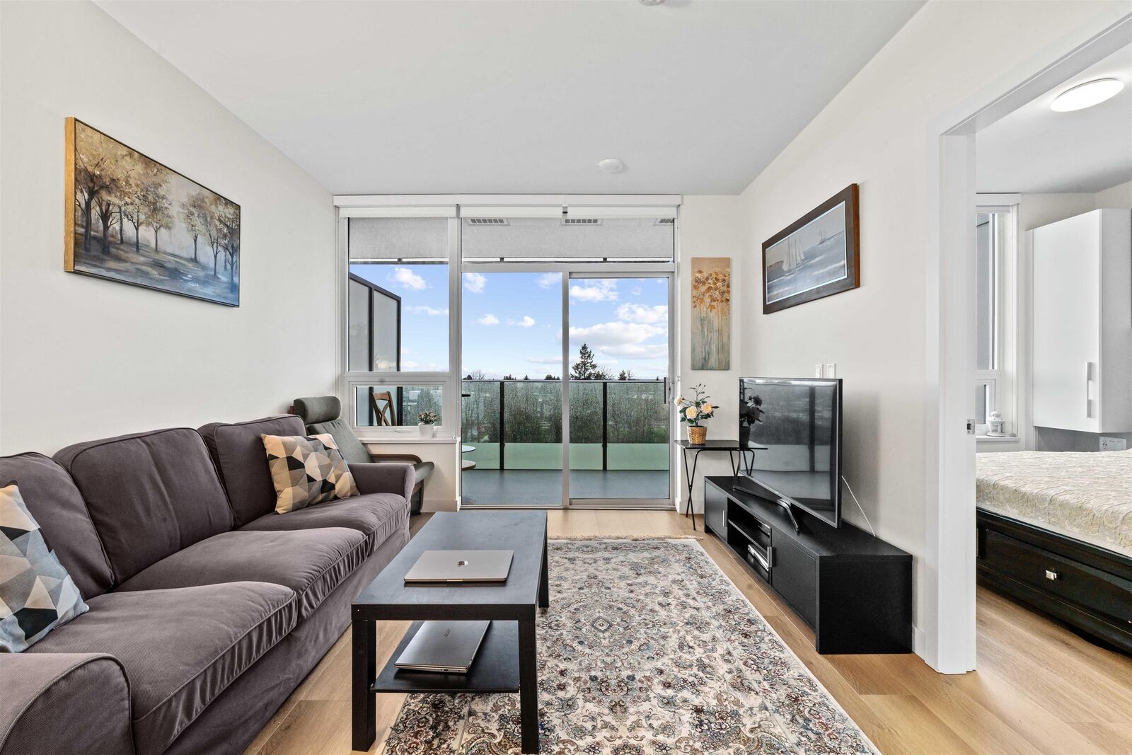 Property Photo: 6463 Silver Avenue 706 BC V5H 0K4