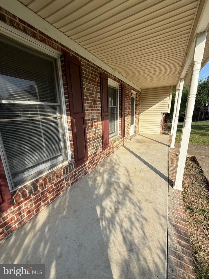 Property Photo:  900 Dewberry Drive  VA 22407 