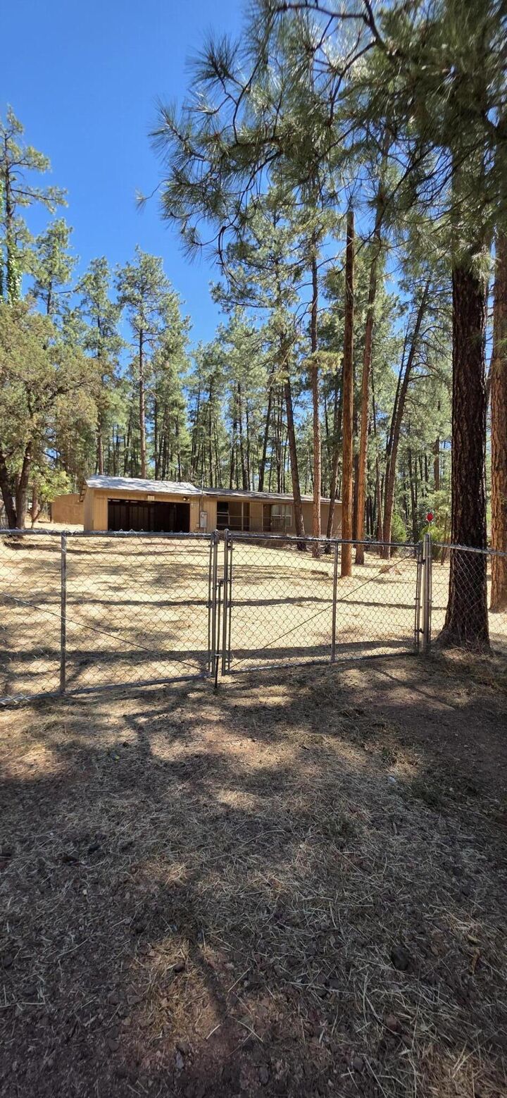Property Photo: 5090 Marys Way AZ 85544