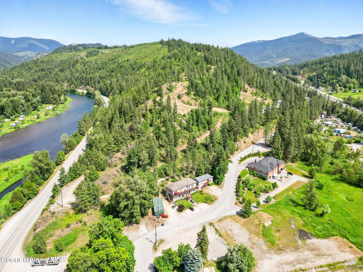 Property Photo: 43143 Riverview Dr Unit 8 ID 83839