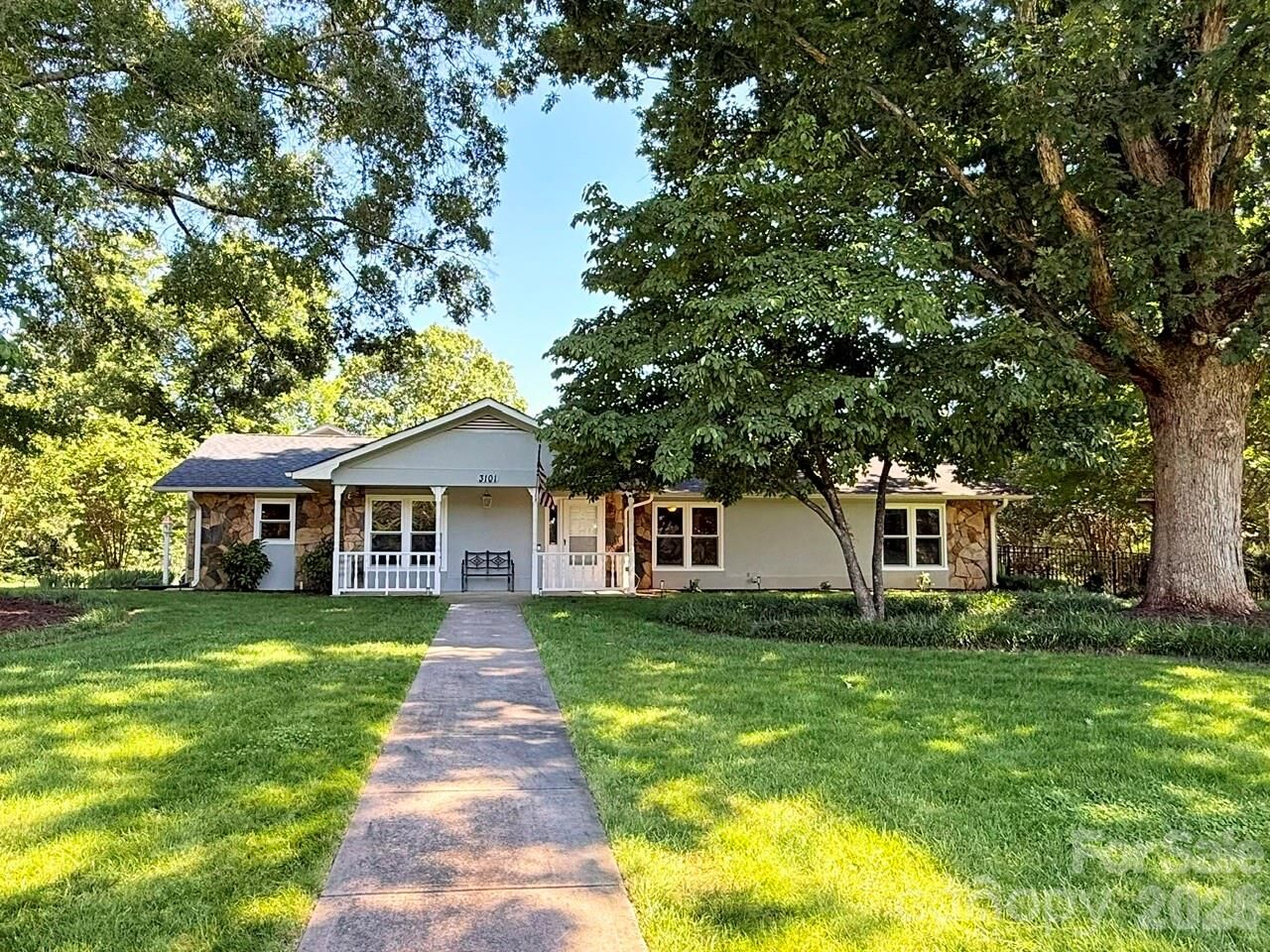 Property Photo: 3101 McKee Road NC 28270