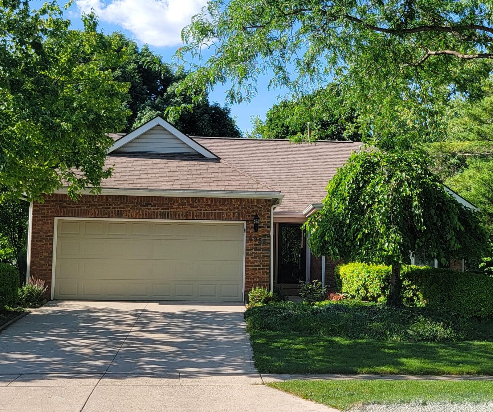 Property Photo: 4955 Wallington Drive OH 43026
