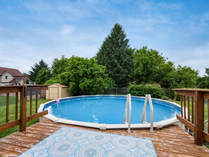Property Photo:  565 Goose Pond Road  OH 43055 