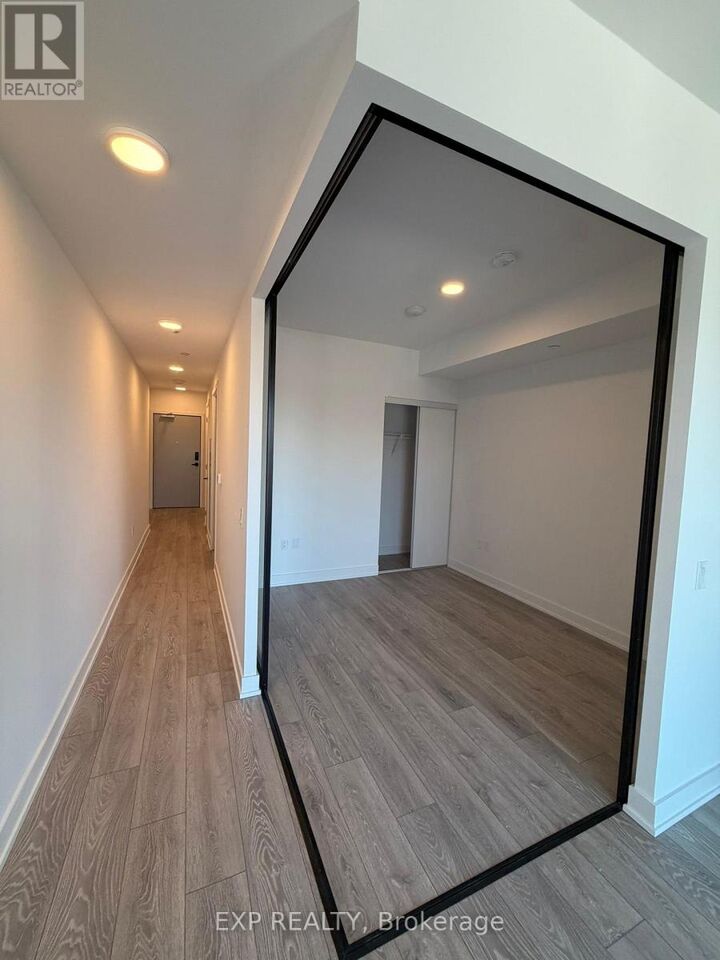 Property Photo:  758 Dovercourt Road 410  ON M6H 2X2 