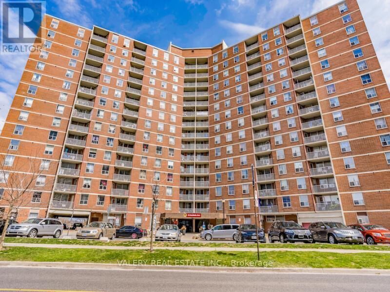 Property Photo:  75 Eastdale Avenue 22  ON M4C 5N3 