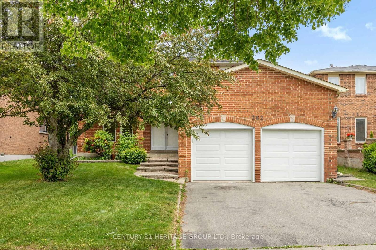 Property Photo: 262 Barrhill Road ON L6A 1J6