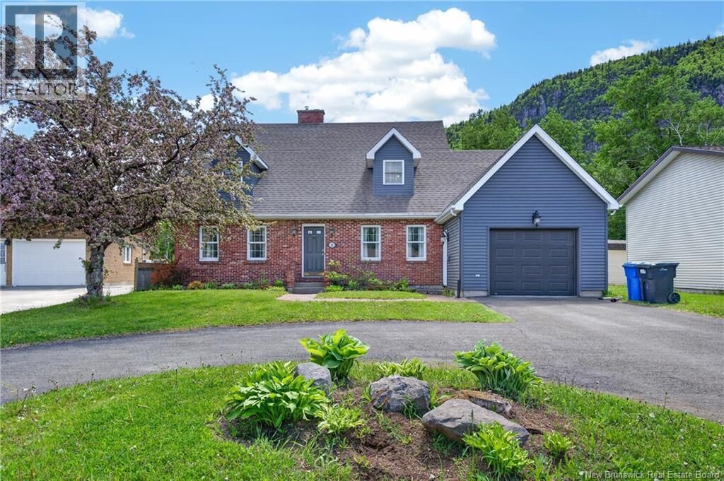 Property Photo:  22 Walker Crescent  NB E3N 3N8 