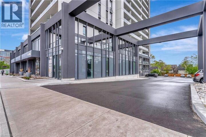 Property Photo:  741 King Street 1702  ON N2H 0E9 