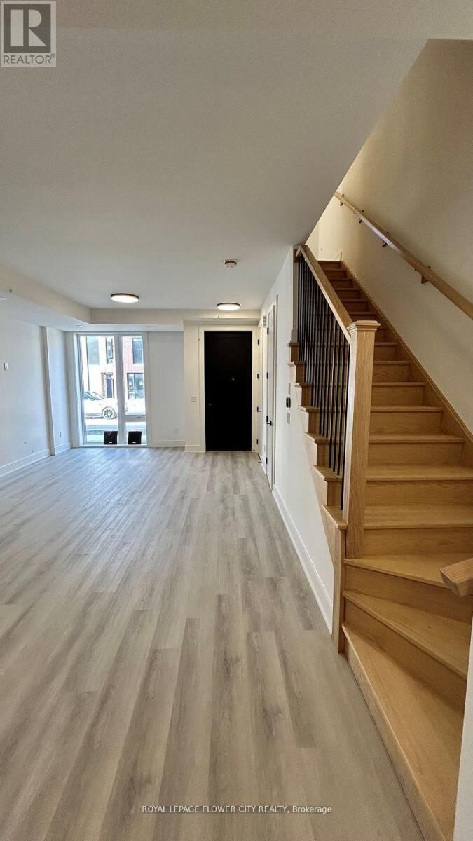 Property Photo: 48 Everett Common ON L2P 0G8