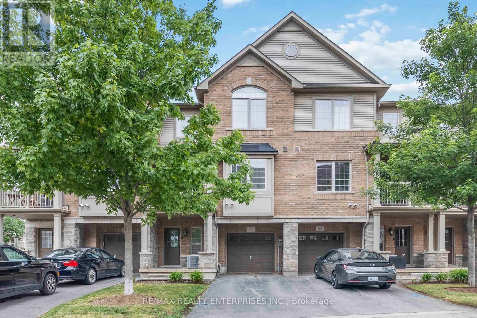 Property Photo: 1401 Plains Road East 93 ON L7R 3P9