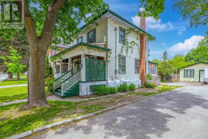 Property Photo: 18 Melbourne Street West ON K9V 2S6