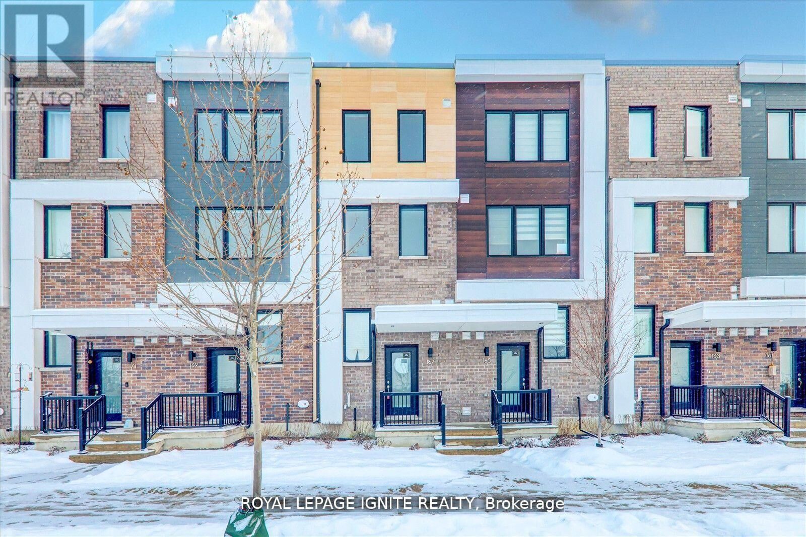 Property Photo: 167 Downsview Park Boulevard ON M3K 0C8