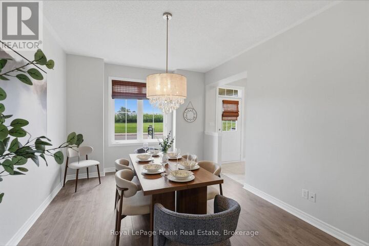 Property Photo:  264 Brookhill Boulevard  ON L1C 0M1 