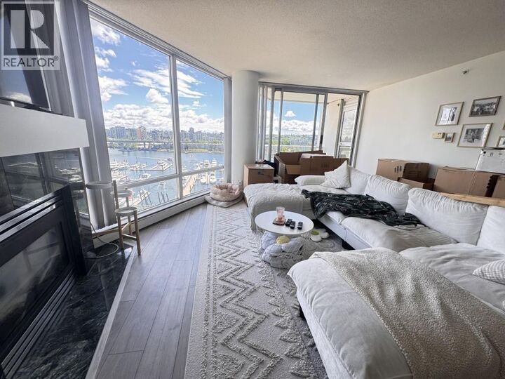 Property Photo: 1201 Marinaside Crescent 1005 BC V6Z 2V2