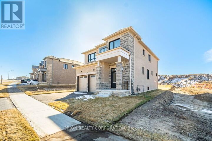 Property Photo:  65 Thicketwood Avenue  ON L9L 0X4 