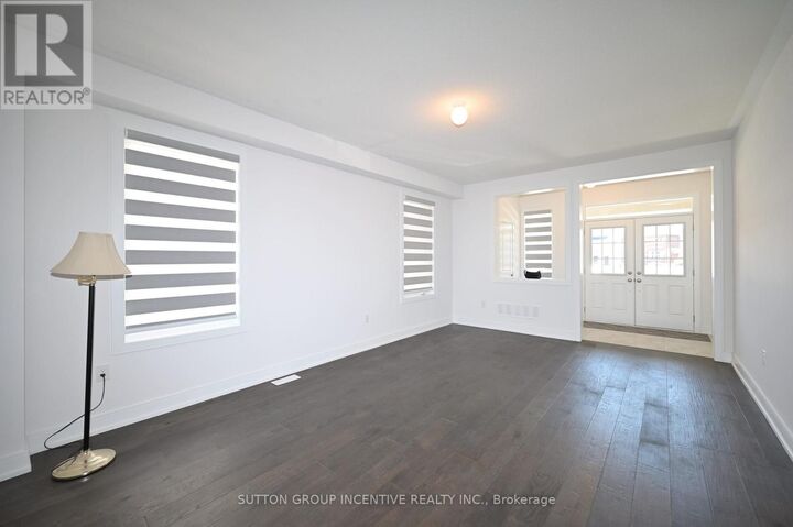 Property Photo: 6 Turkey Way ON L3W 0L8
