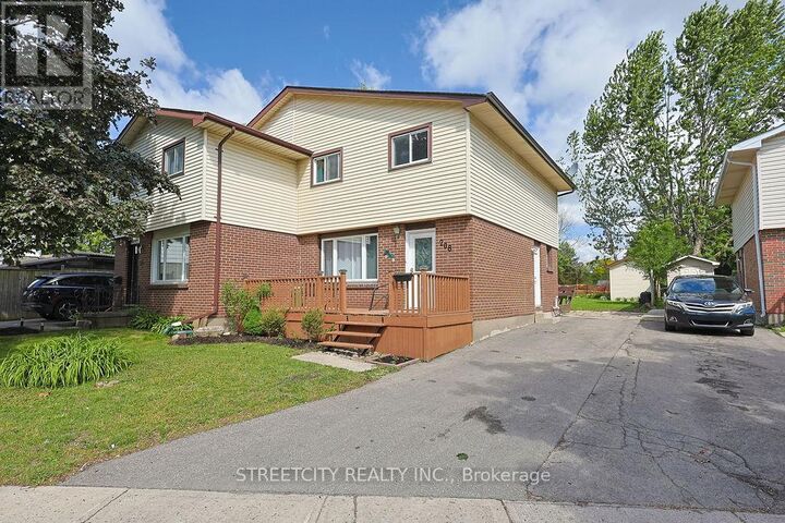 Property Photo:  208 Admiral Drive  ON N5V 1H8 