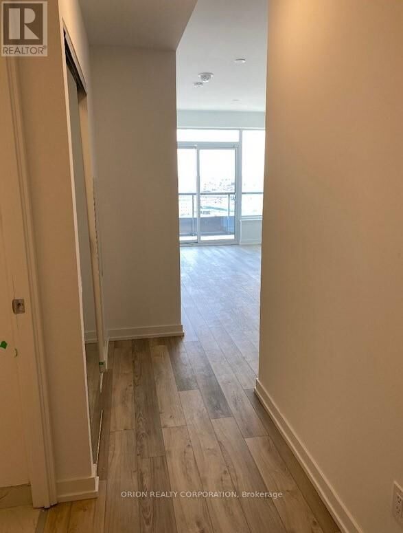 Property Photo:  1480 Bayly Street 1604  ON L1W 0C2 