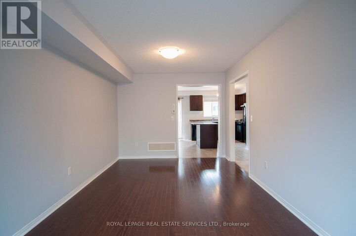 Property Photo: 2178 Fiddlers Way 70 ON L6M 0L5