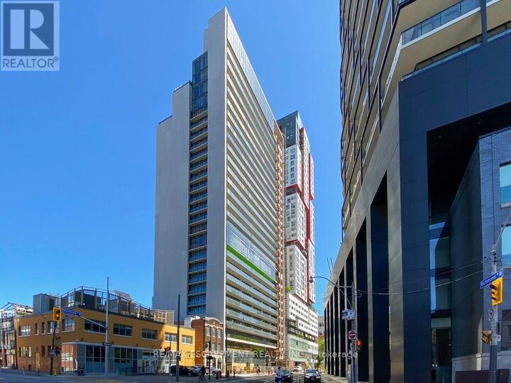 Property Photo:  330 Richmond Street West 2116  ON M5V 1X2 