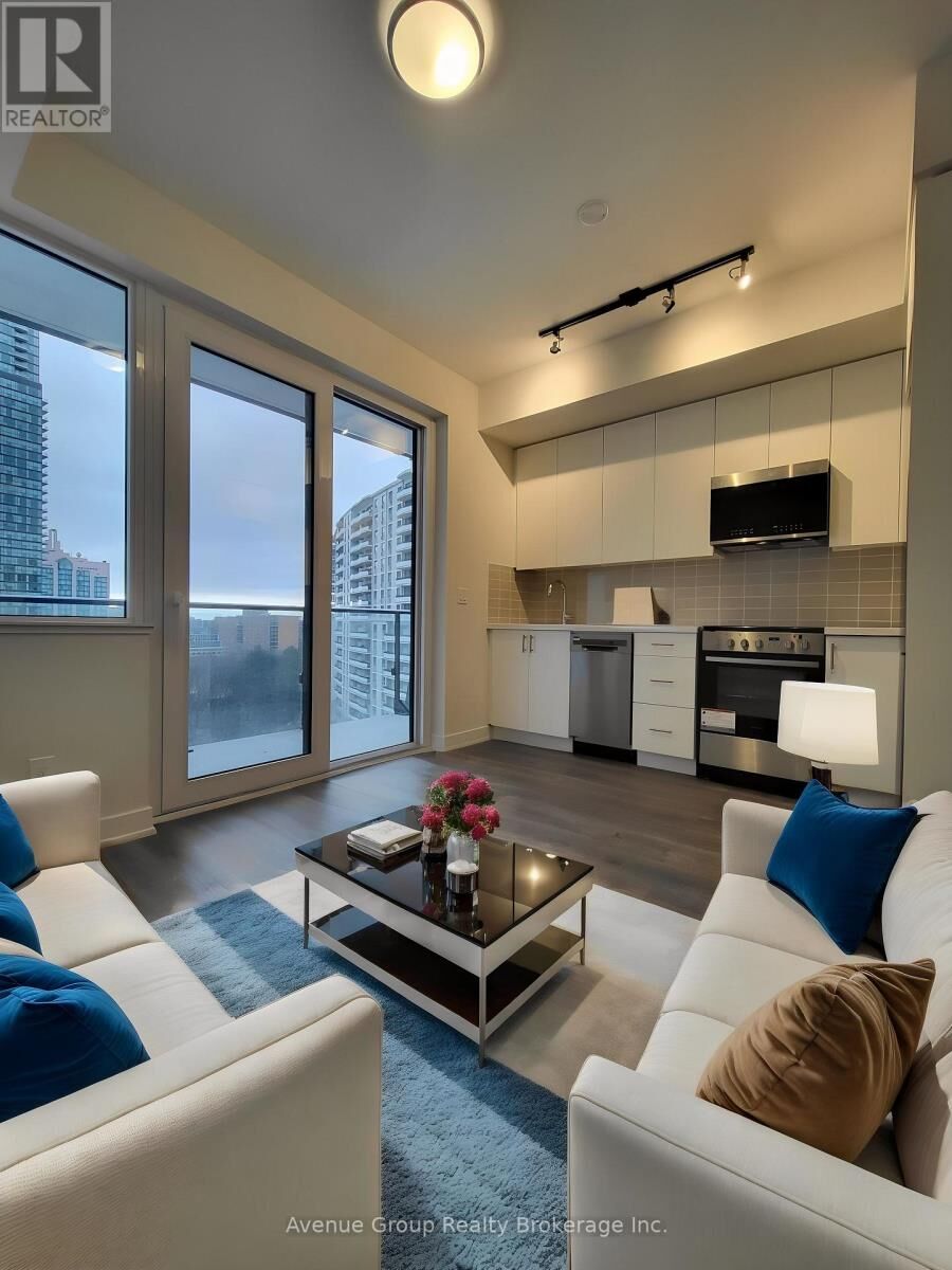 Property Photo:  15 Ellerslie Avenue 703  ON M2N 5P6 