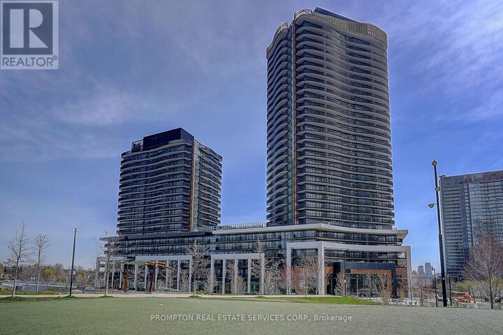 Property Photo:  75 Billes Heights 1116  ON M2K 0J8 