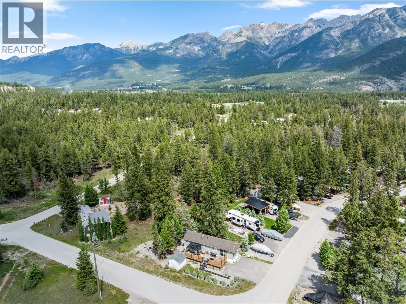 Property Photo:  5478 93/95 Highway 3  BC V0B 1L2 