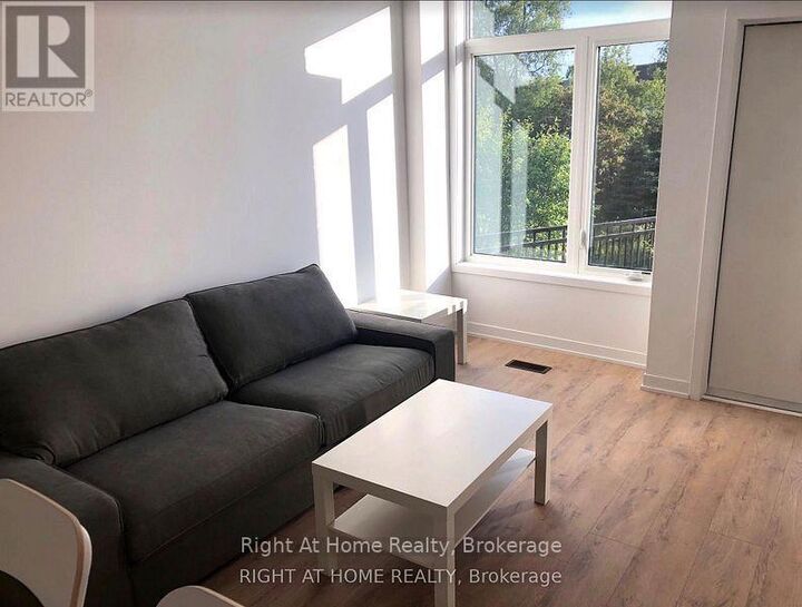 Property Photo: 1780 Simcoe Street 112-A ON L1G 0C3