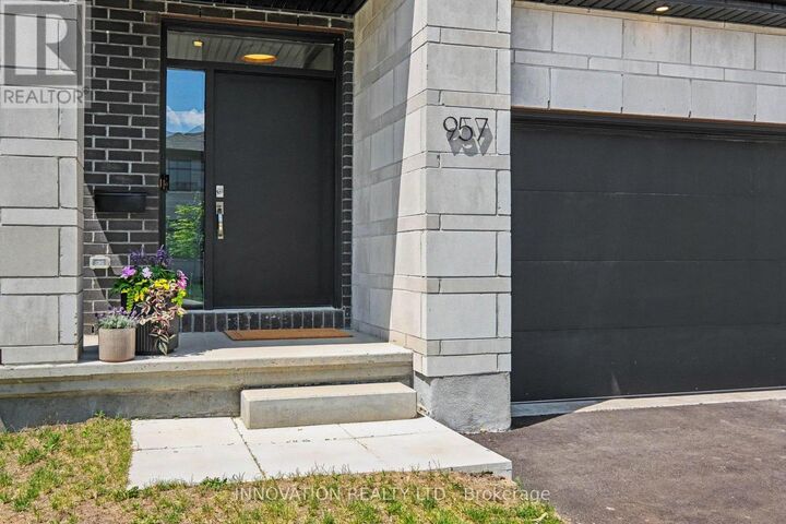 Property Photo: 957 Atrium Ridge ON K4M 0P3