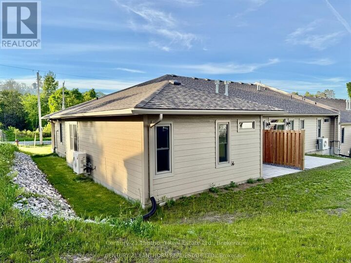 Property Photo:  75 Seymour Street West  ON K0K 2K0 