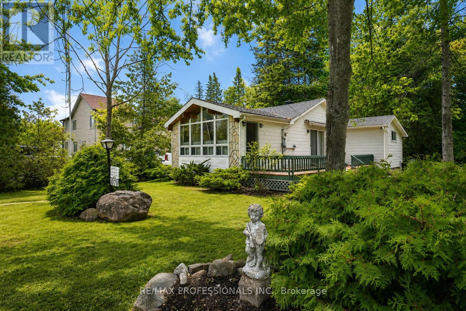 Property Photo:  1079 Spooners Road  ON L9S 1B1 