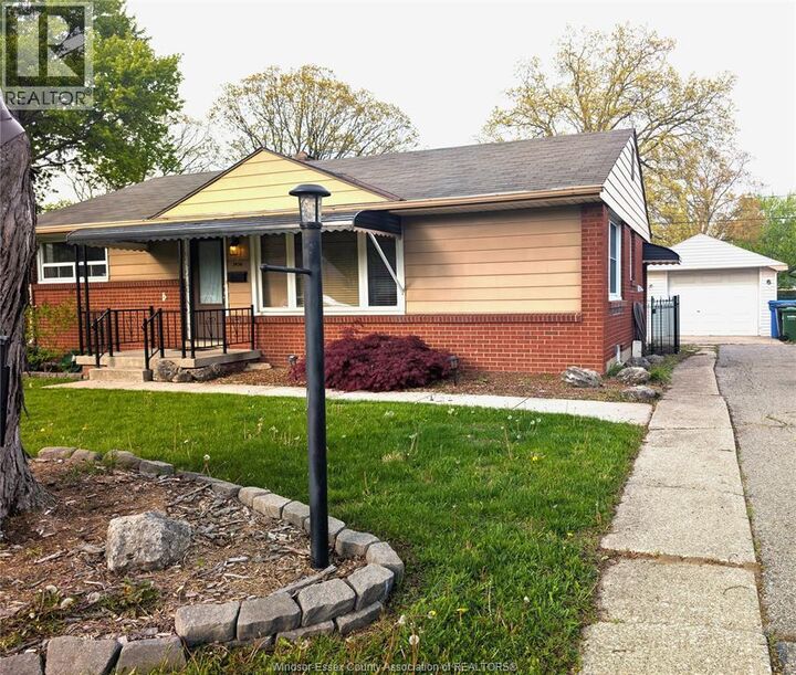 Property Photo:  3456 Everts Avenue  ON N9E 2W1 