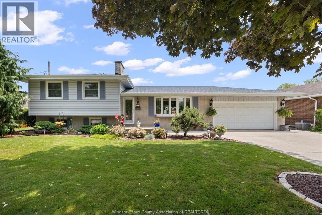 Property Photo:  99 Victoria Street South  ON N9V 2K2 