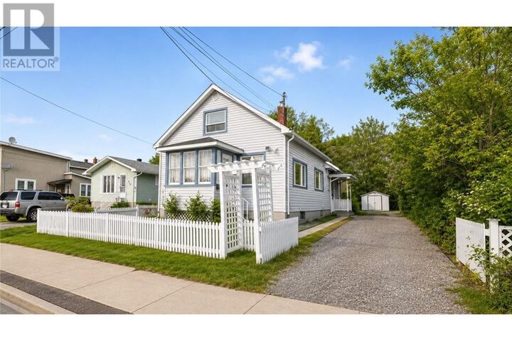 Property Photo:  310 Leslie Street  ON P3B 2T5 