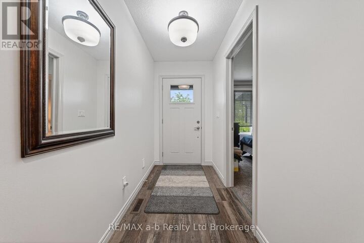 Property Photo: 253 Charles Street West ON N5C 2M5