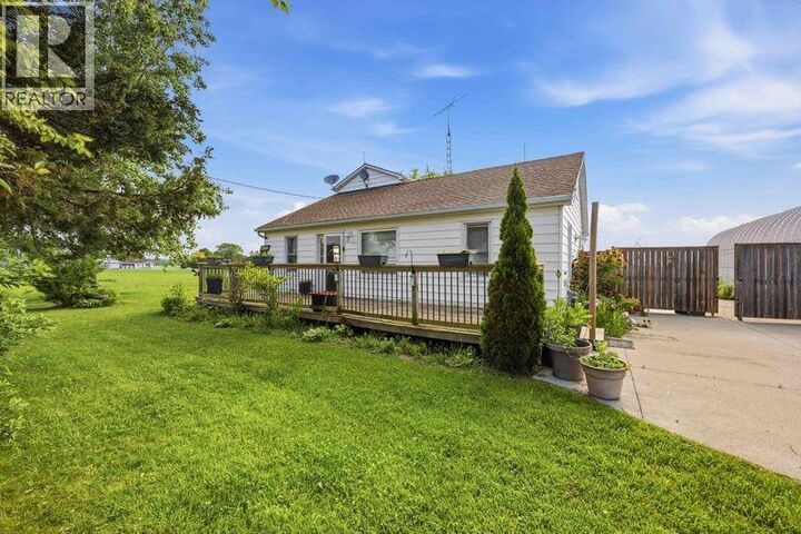 Property Photo: 4017 Lakeshore Road ON N0N 1E0