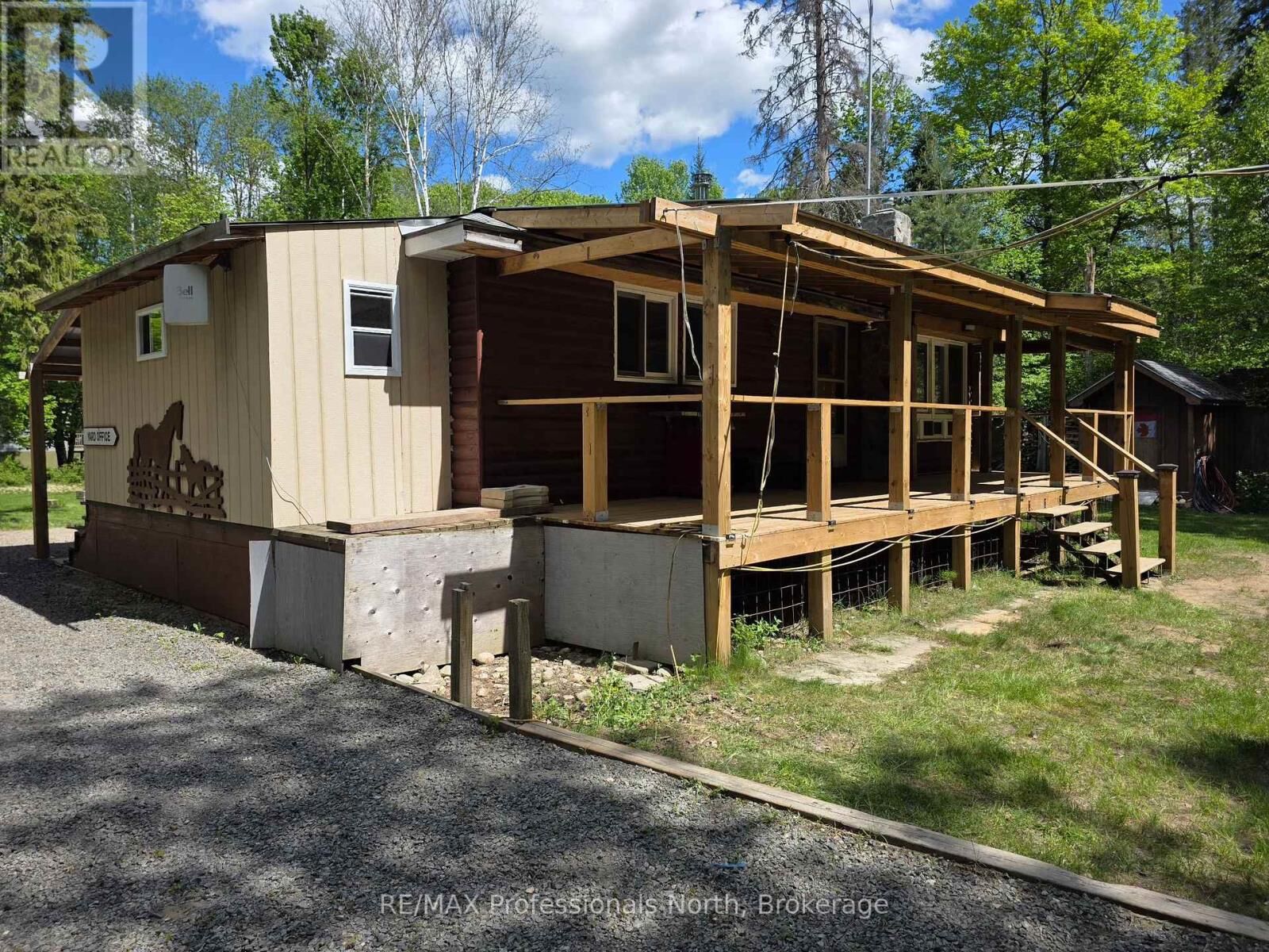 Property Photo: 46 Robert Road West ON P1H 2J4