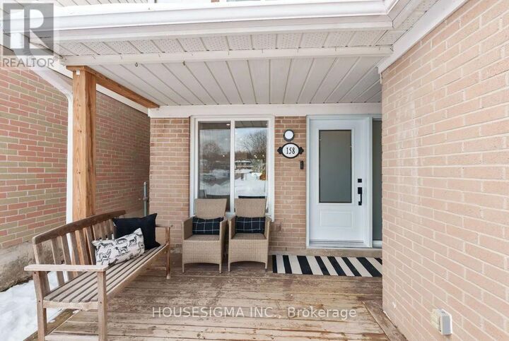 Property Photo: 158 Patterson Street Main ON L3Y 4Y8