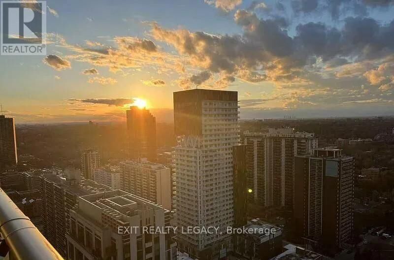 Property Photo:  99 Broadway Avenue 3507  ON M4P 0E3 