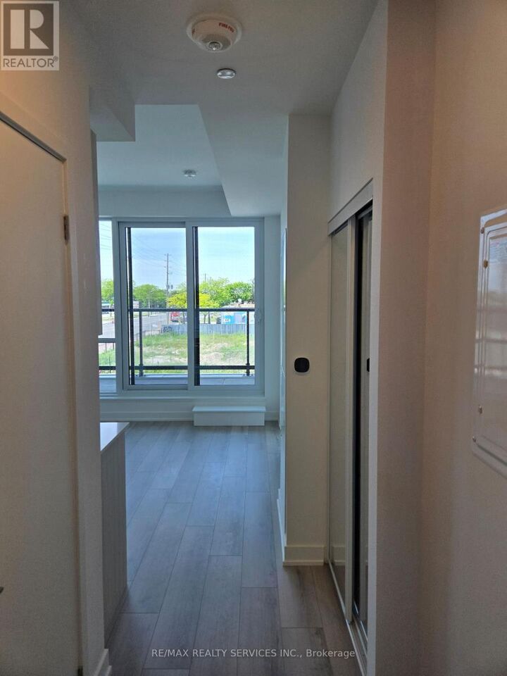 Property Photo: 20 Deans Drive 217 ON M1L 0J7