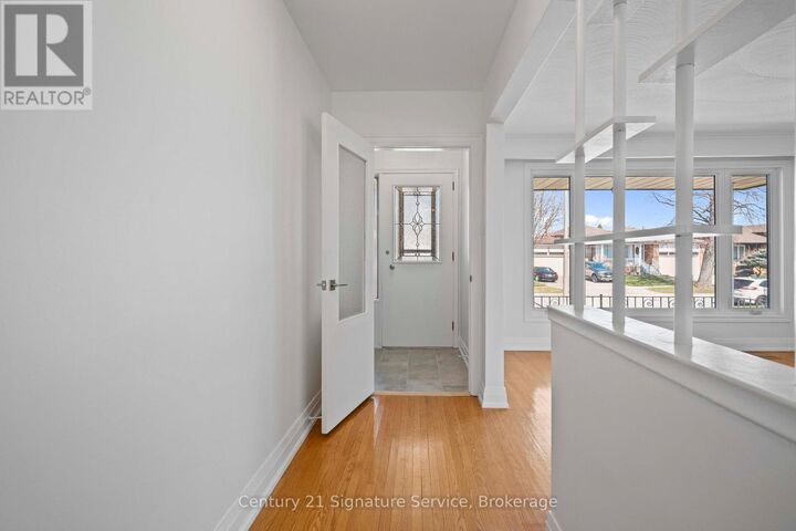 Property Photo: 2362 Denise Road ON L4X 1J4