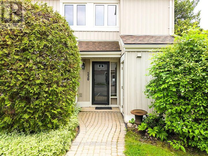Property Photo: 22 Dawson Drive 530 ON L9Y 5B4