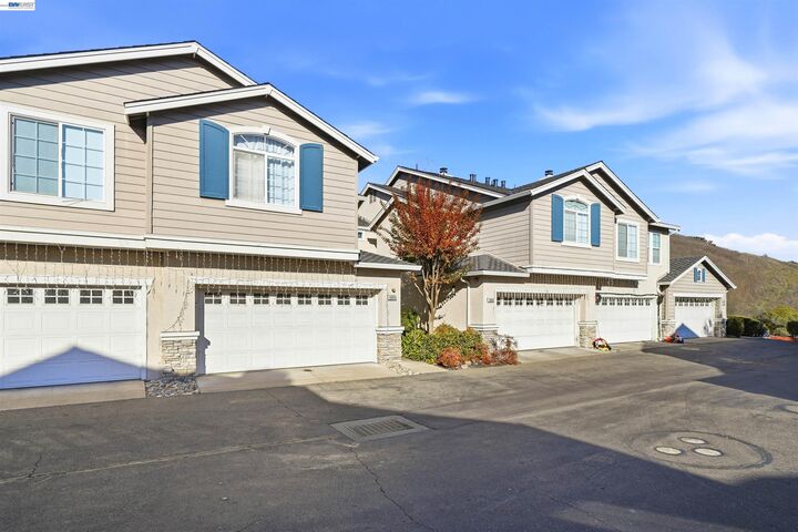 Property Photo: 10856 Glengarry Lane CA 94568