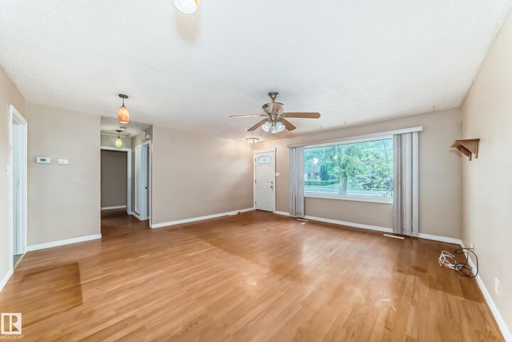 Property Photo:  13215 132 Avenue NW  AB T5L 3R4 
